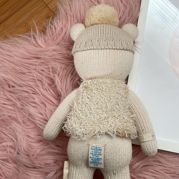 Cuddle + Kind 13” Stella the polar bear - Picture 6 of 6